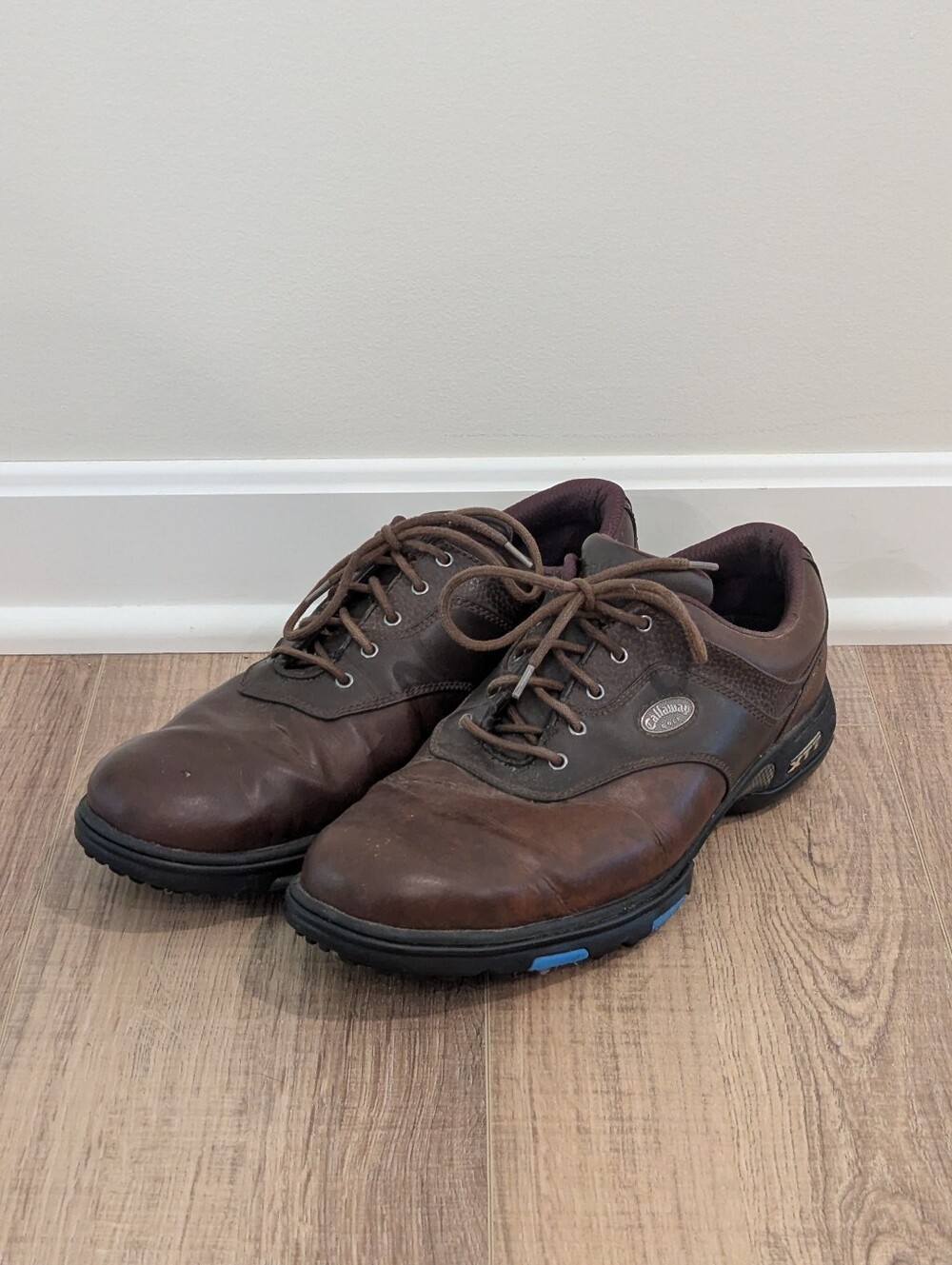 Callaway XTT Spiked Golf Shoes Mens Size 11 Brown Leather Cleated